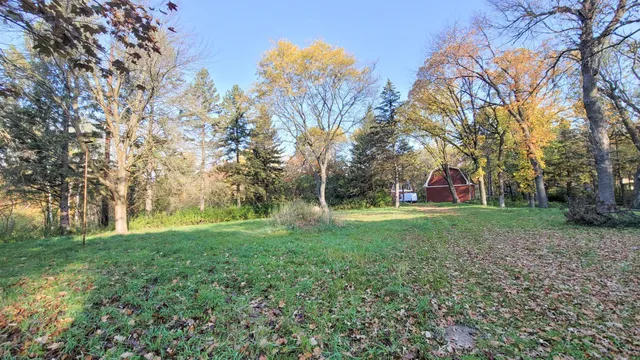 $2,617,830 | 935 Lakewood Hills Road North, Eagan, MN 55123