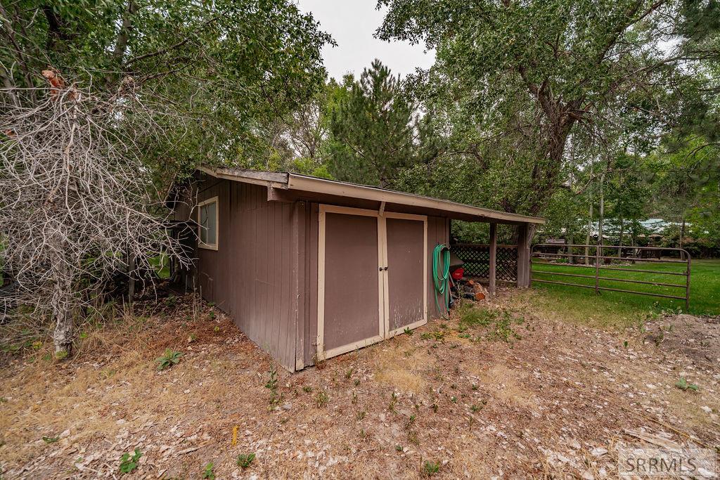 465 North 4108 East Rigby, ID 83442 - Photo 16 of 68