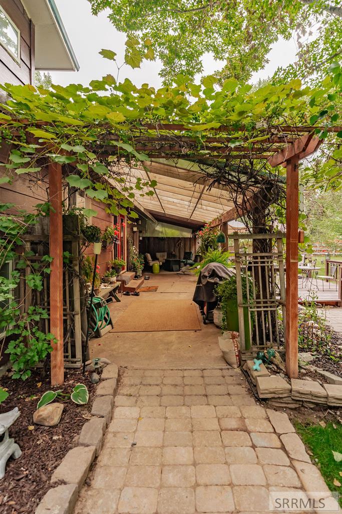 465 North 4108 East Rigby, ID 83442 - Photo 7 of 68