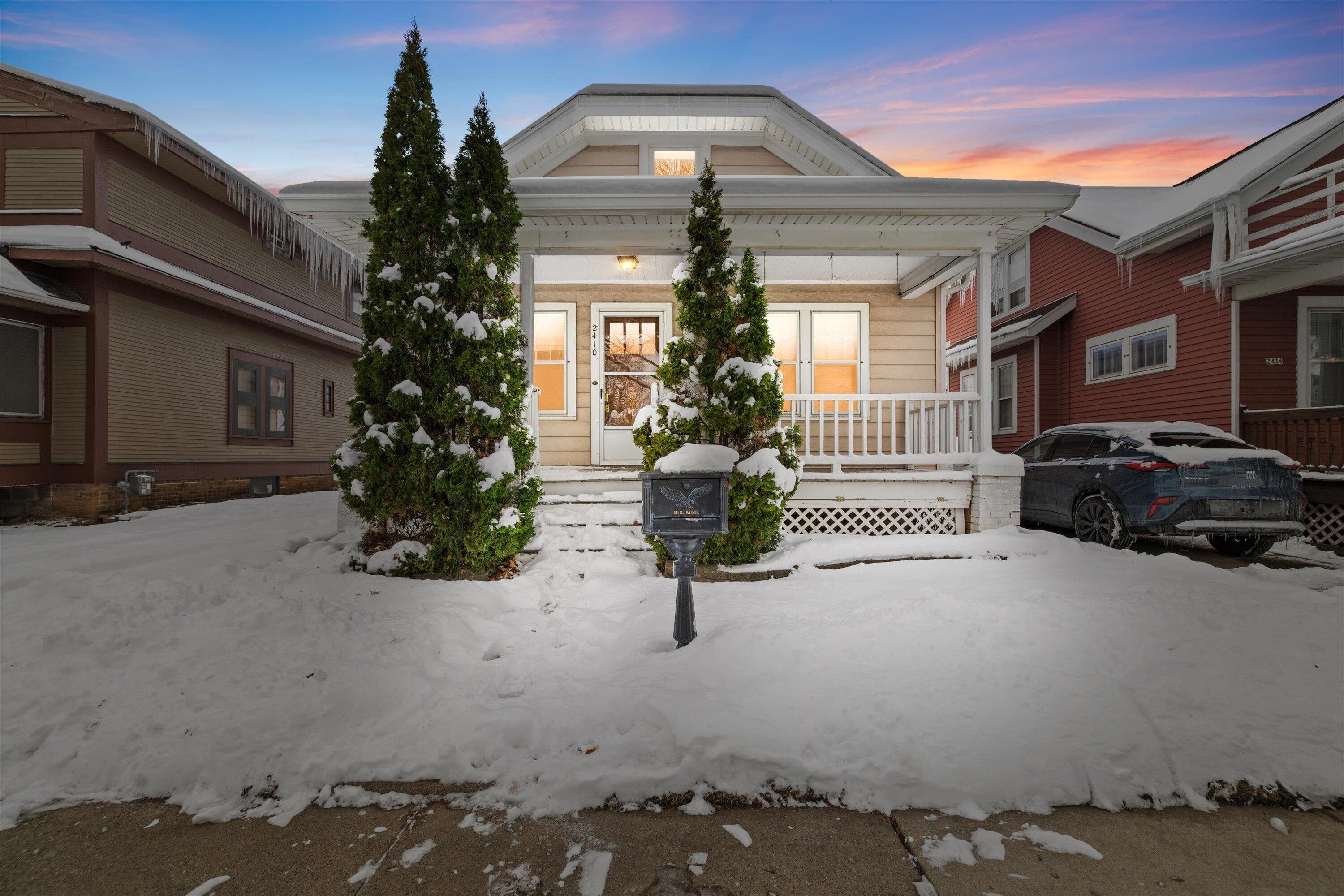 2410 Geneva Street Racine, WI 53402 - Photo 2 of 31 front of home