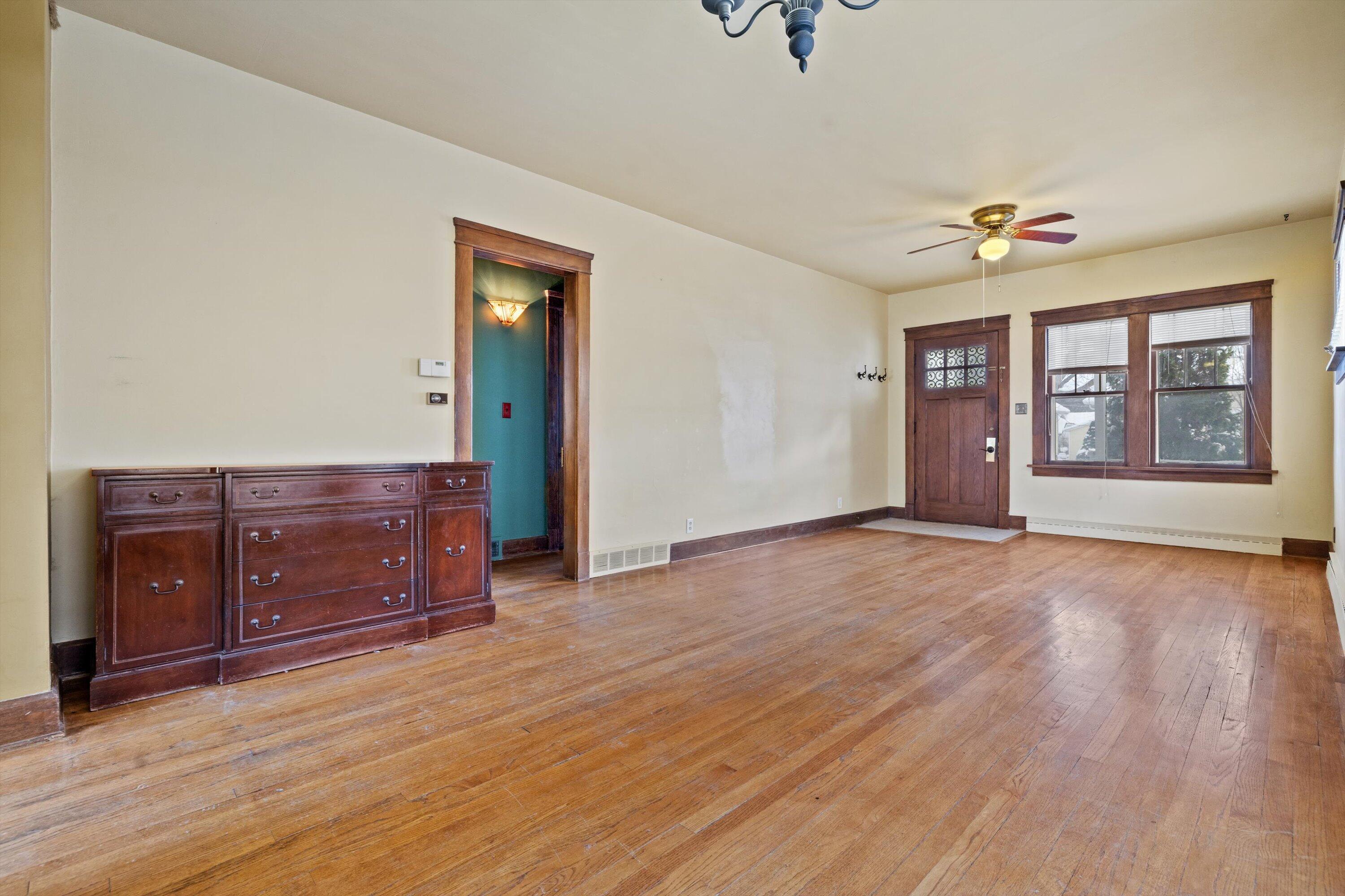 2410 Geneva Street Racine, WI 53402 - Photo 7 of 31 living into hallway
