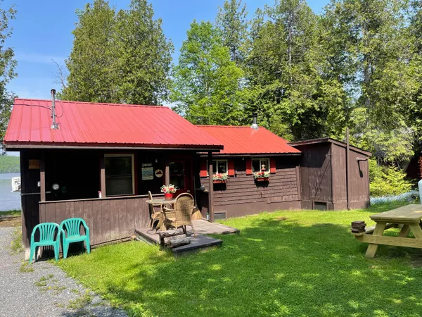 $200,000 | 875 South Shore Road, Stockholm, ME 04783
