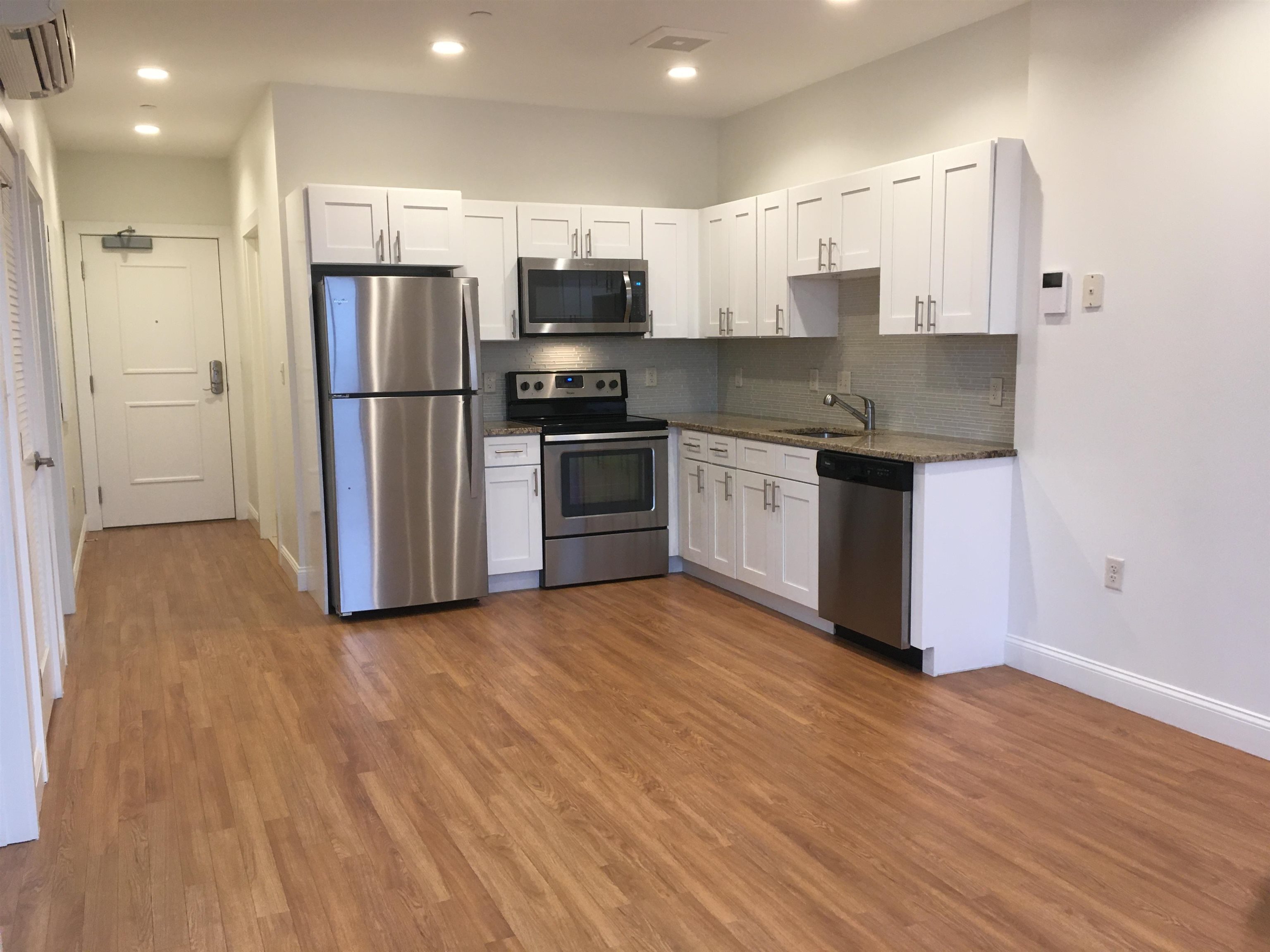 875 Elm Street, Unit 509 Manchester, NH 03101 - Photo 9 of 40