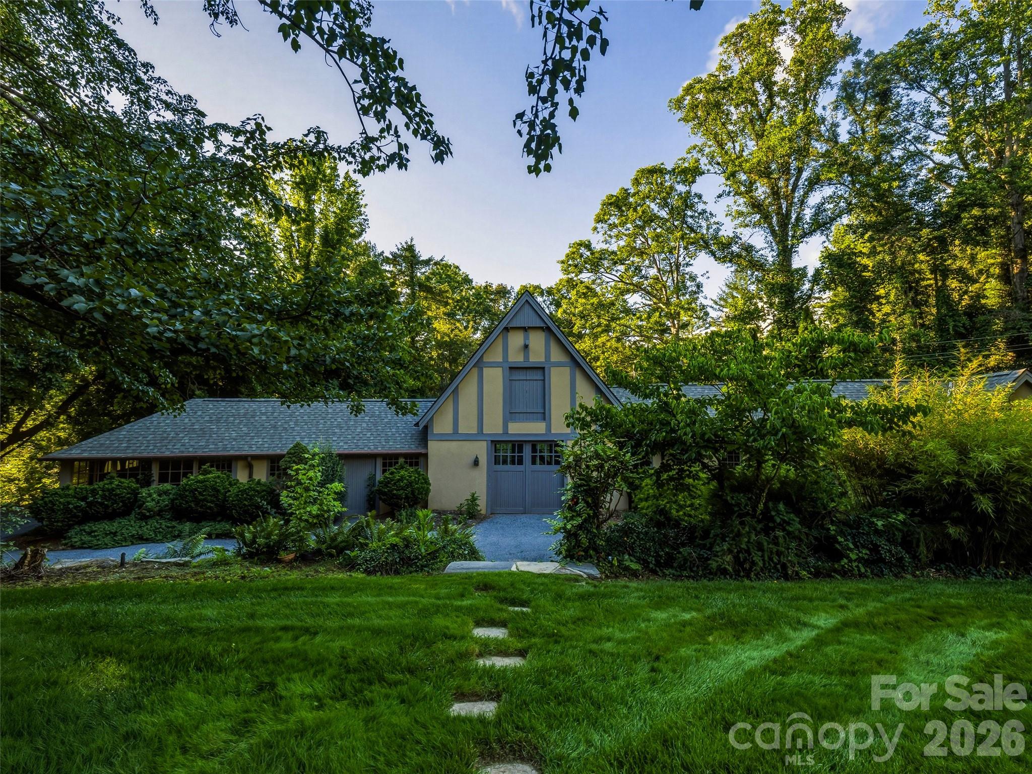 7 Stuyvesant Road Biltmore Forest, NC 28803 - Photo 21 of 48
