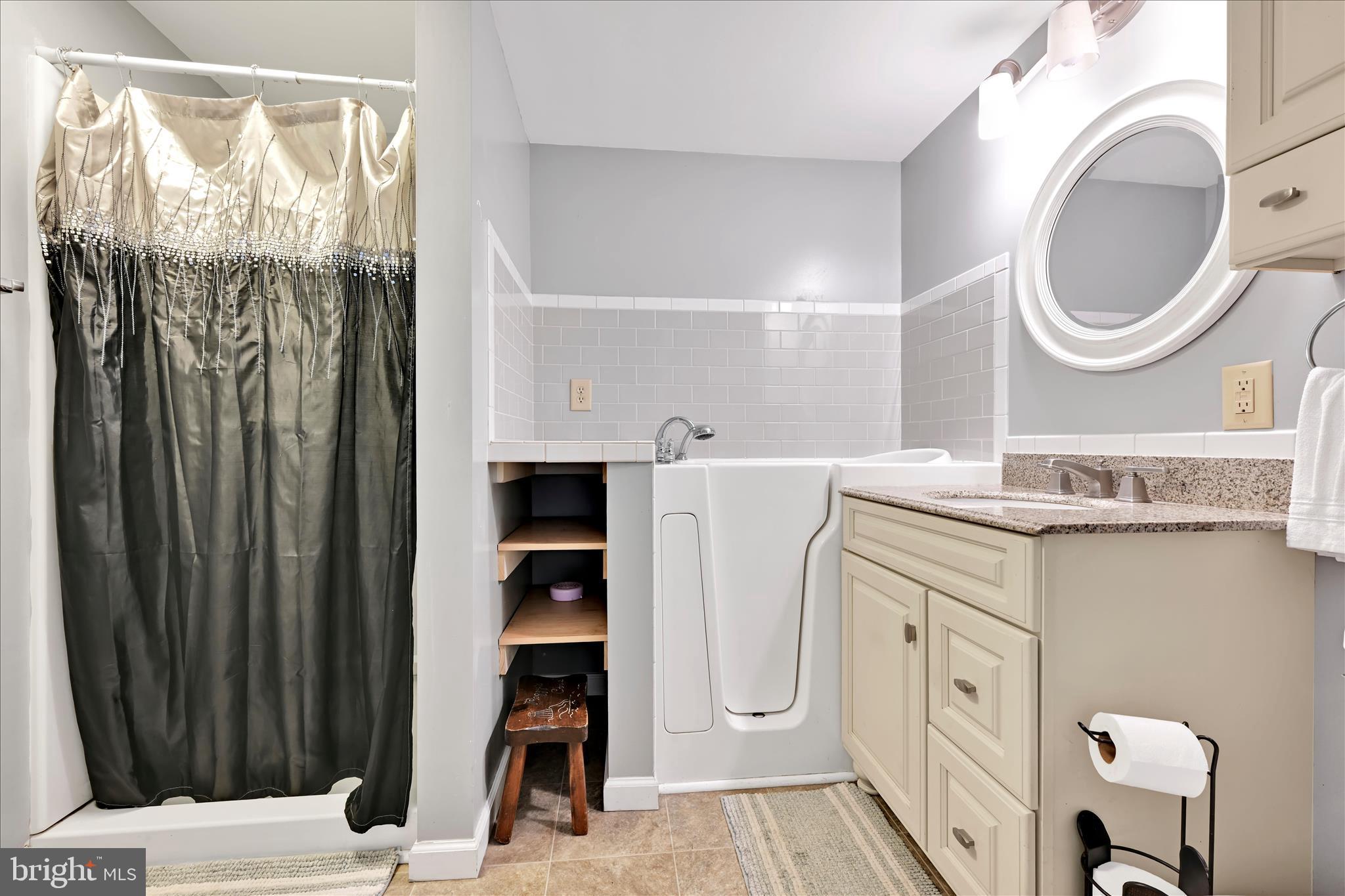 415 Snyder School Road Bernville, PA 19506 - Photo 16 of 38 Bathroom