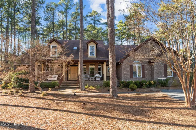 $820,000 | 7 Brinyan Court, Pinehurst, NC 28374