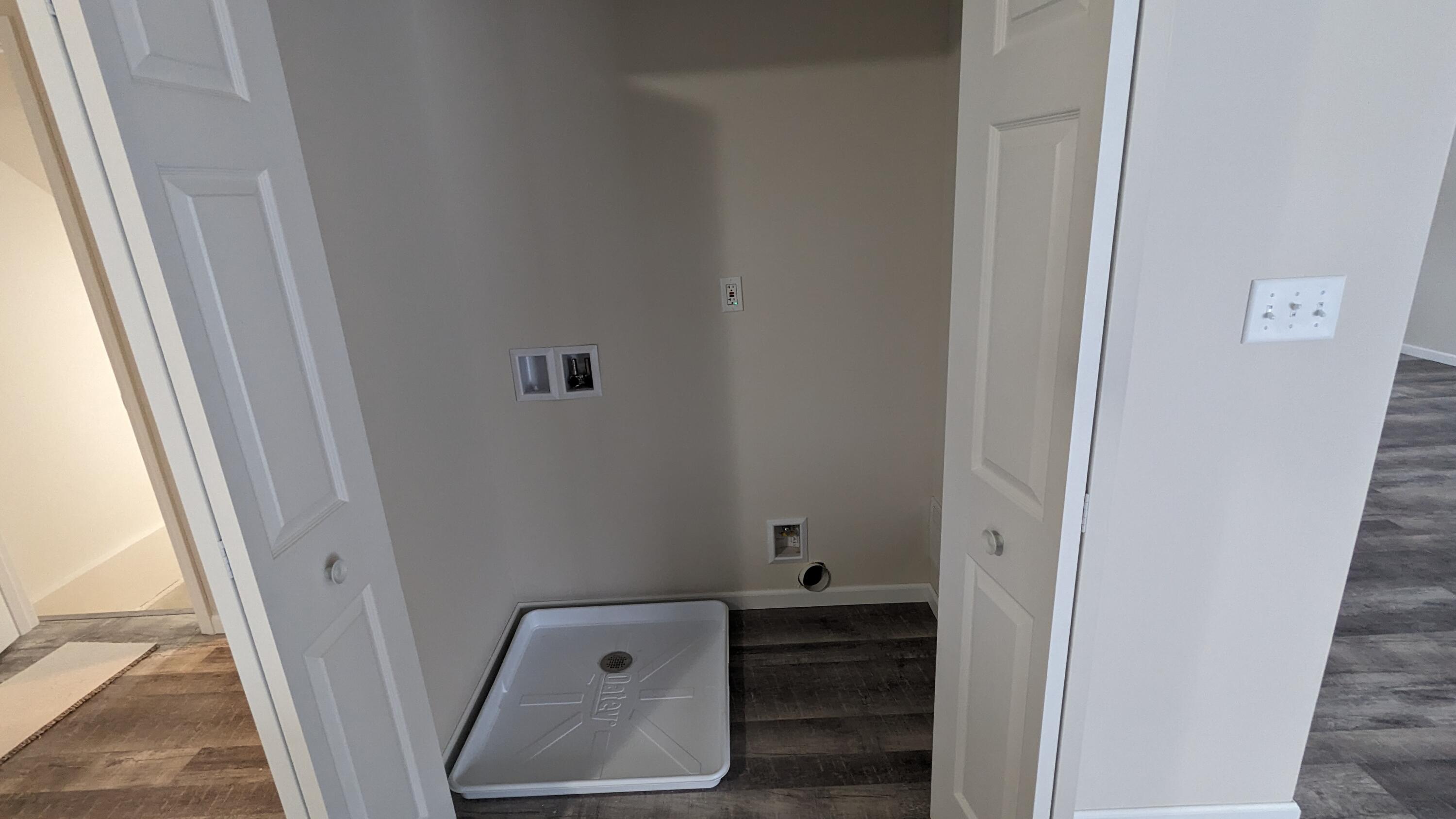 8528 Florida Street Merrillville, IN 46410 - Photo 18 of 52 3000x1687
