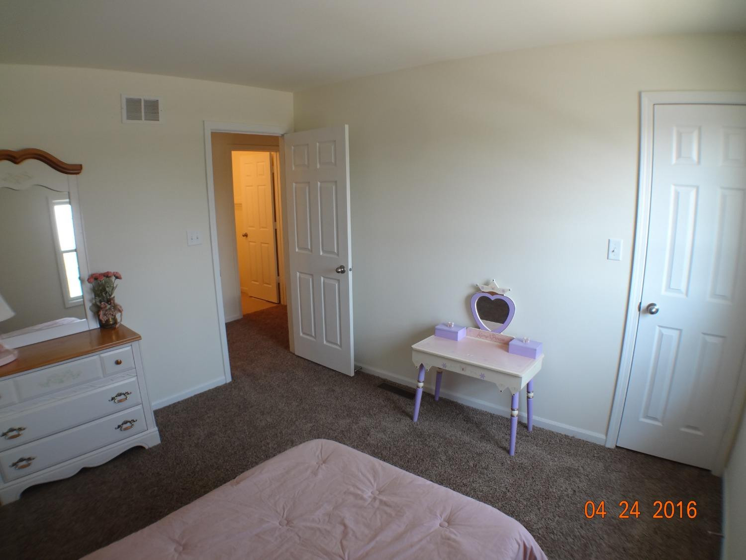 8528 Florida Street Merrillville, IN 46410 - Photo 36 of 52 1500x1125
