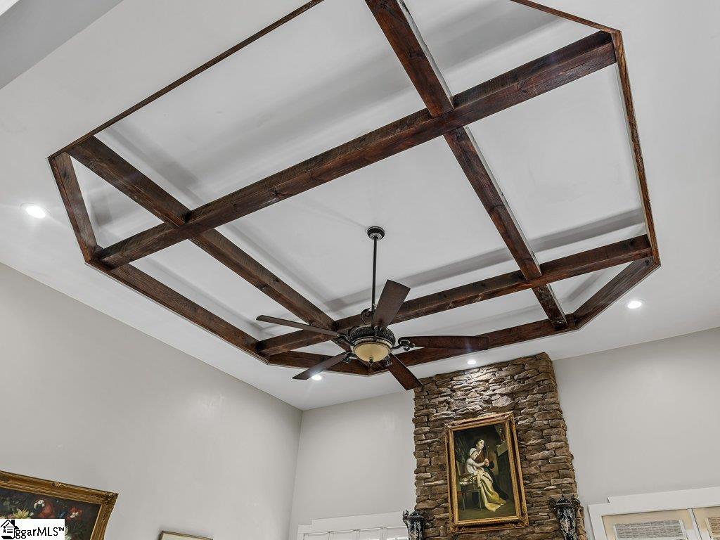 560 Chattooga Road Roebuck, SC 29376 - Photo 8 of 50