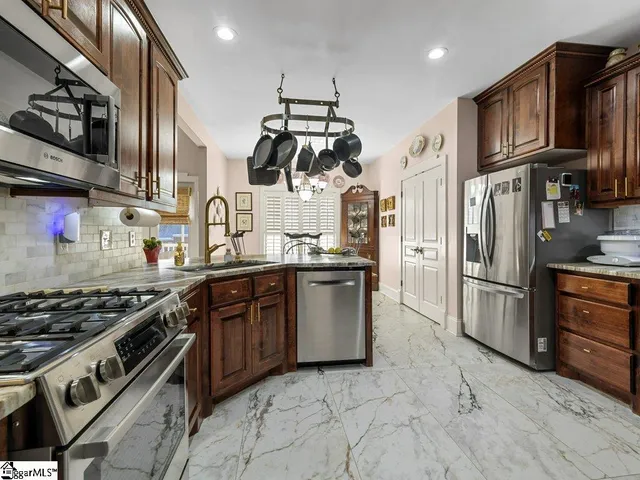 $570,000 | 560 Chattooga Road, Roebuck, SC 29376