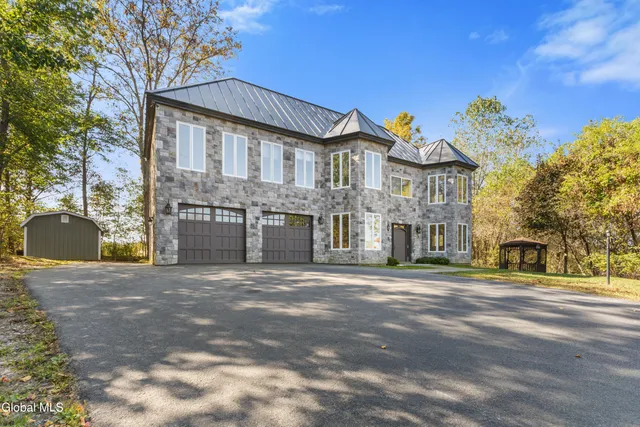 $529,000 | 217 Old Cambridge Road, Greenwich, NY 12834