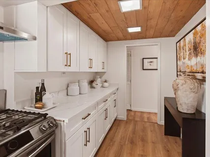 $2,299,000 | 10525 Barnhart Court, Cupertino, CA 95014