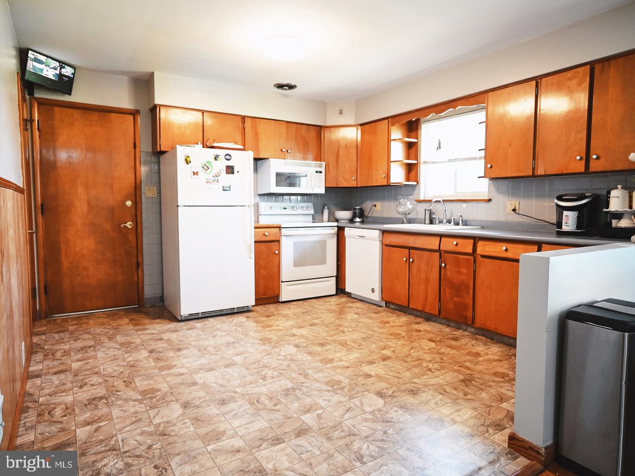 3541 Sycamore Road Dover, PA 17315 - Photo 15 of 25 Gallery Image 15