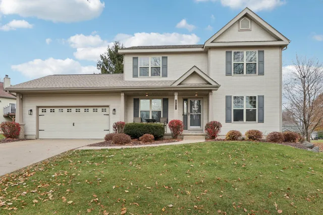 $549,900 | 503 Island Drive, DeForest, WI 53532