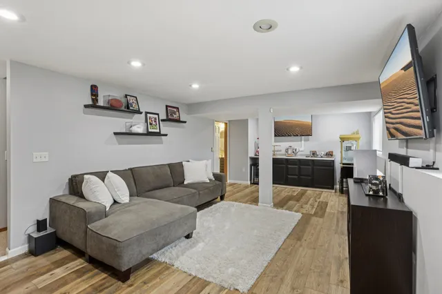 $549,900 | 503 Island Drive, DeForest, WI 53532