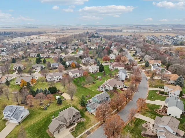 $549,900 | 503 Island Drive, DeForest, WI 53532