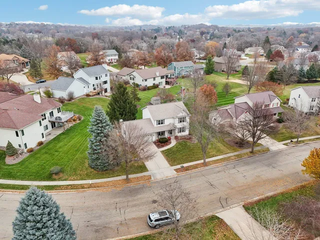 $549,900 | 503 Island Drive, DeForest, WI 53532