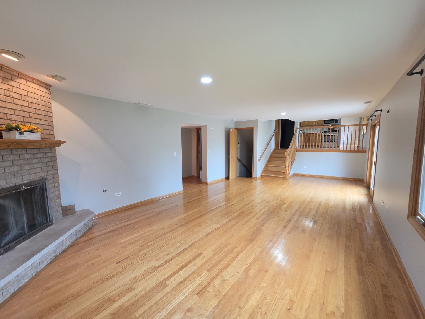 8112 Rutherford Drive Woodridge, IL 60517 - Photo 10 of 30
