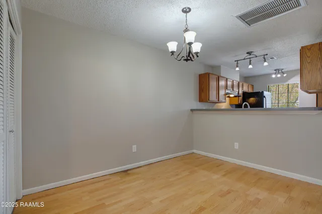 $139,900 | 237 Woodland Circle, New Iberia, LA 70563