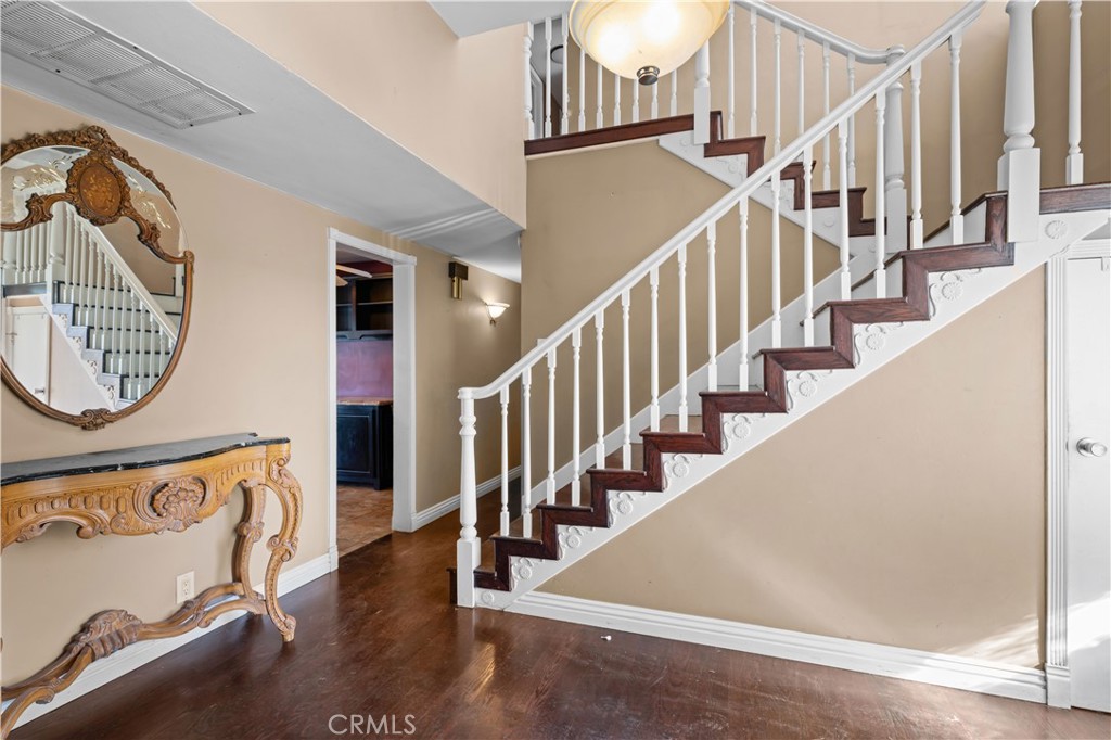 16751 Rayen Street Northridge, CA 91343 - Photo 22 of 47