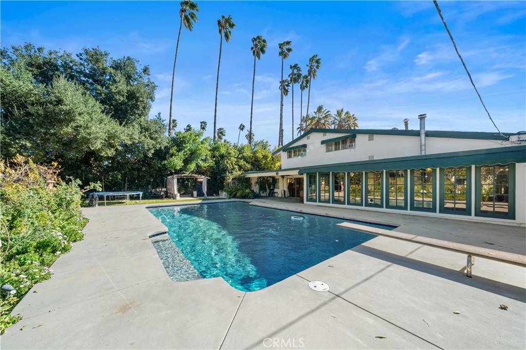 16751 Rayen Street Northridge, CA 91343 - Photo 3 of 47