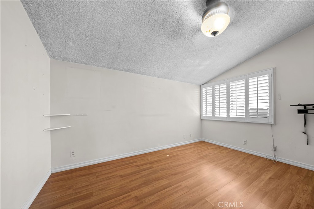 16751 Rayen Street Northridge, CA 91343 - Photo 39 of 47 bed 4