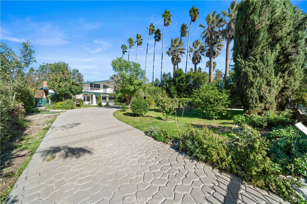 16751 Rayen Street Northridge, CA 91343 - Photo 46 of 47 Entrance