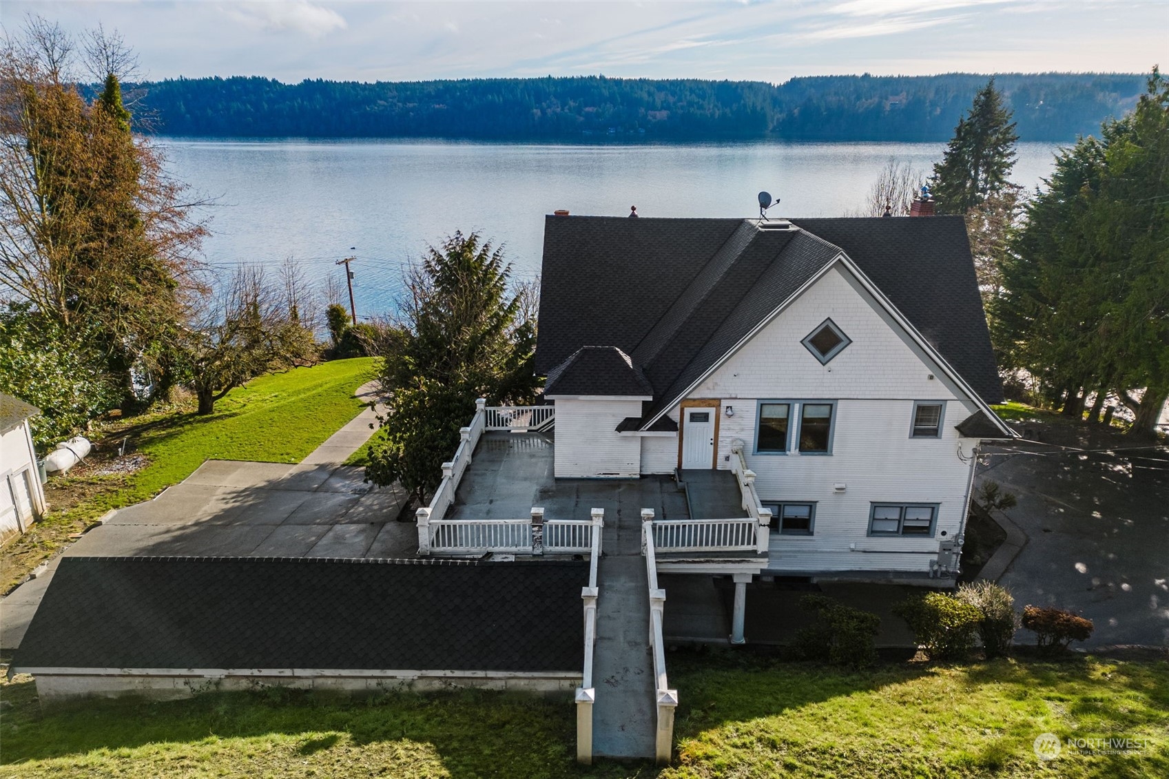8355 Southeast Nelson Road Olalla, WA 98359 - Photo 7 of 40 Gallery Image 7