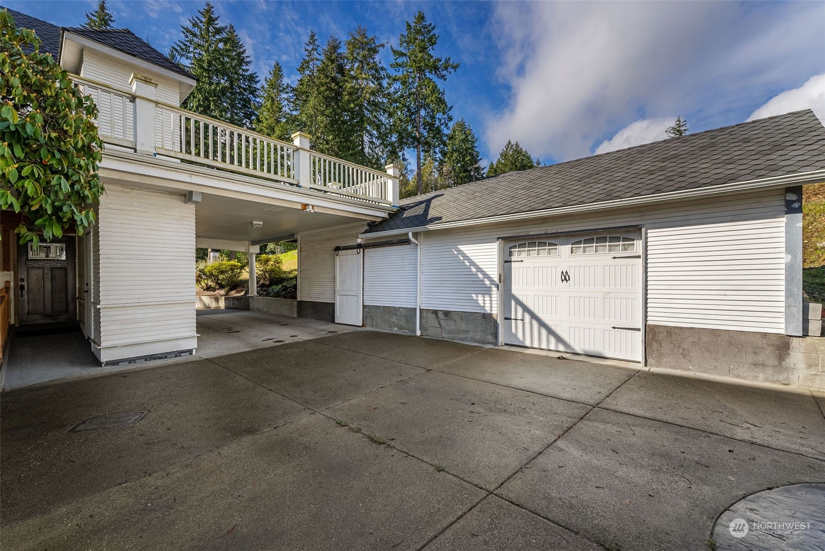 8355 Southeast Nelson Road Olalla, WA 98359 - Photo 8 of 40 Gallery Image 8