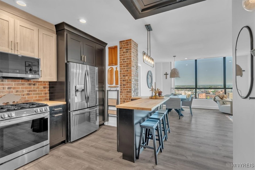 610 Main Street, Unit 904 Buffalo, NY 14202 - Photo 3 of 36