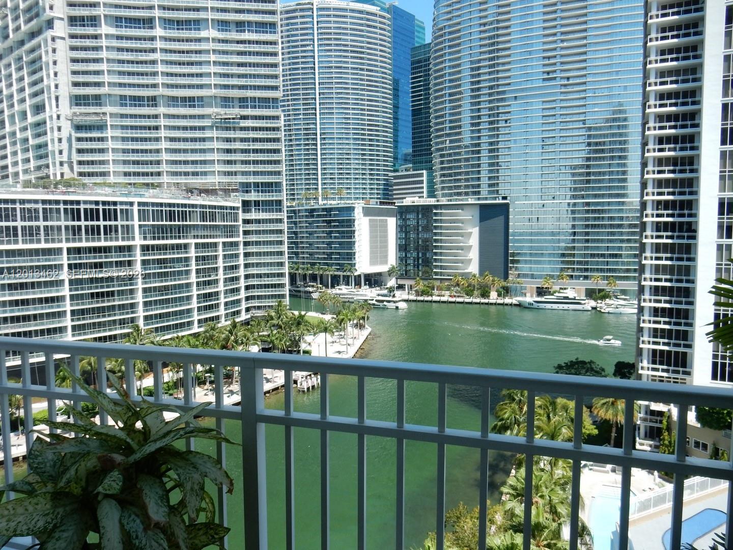 801 Brickell Key Boulevard, Unit 1102 Miami, FL 33131 - Photo 3 of 27