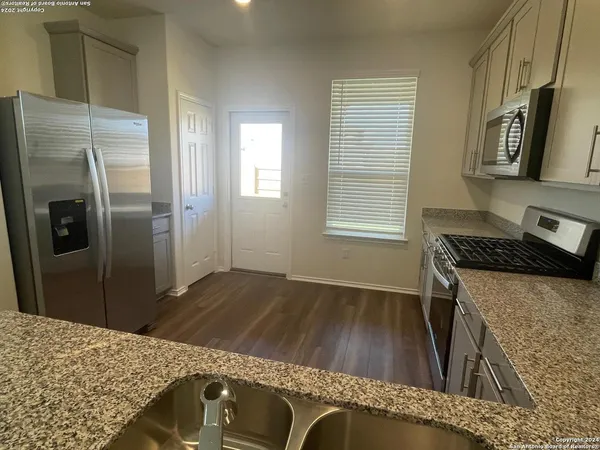 $2,195 | 237 Lime Street, Buda, TX 78610