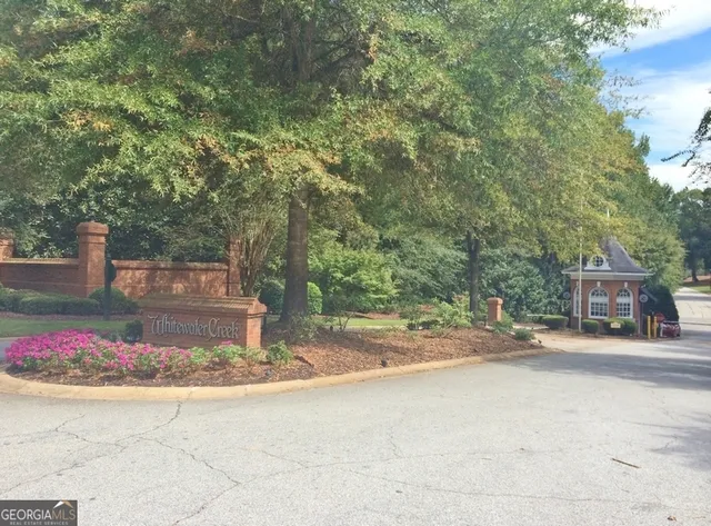 $988,000 | 300 Broadmoor Drive, Fayetteville, GA 30215