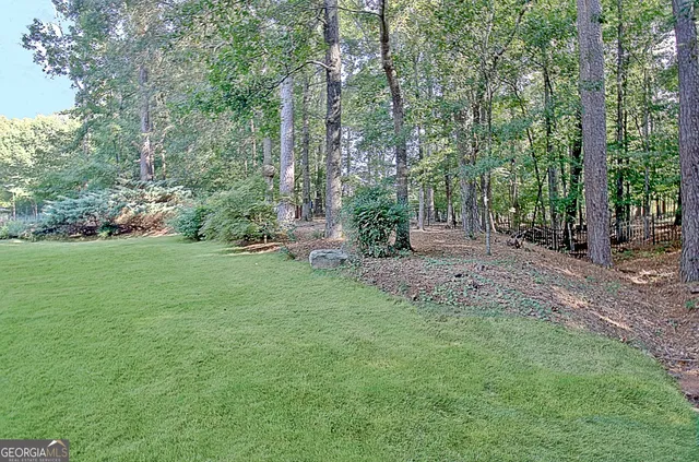 $988,000 | 300 Broadmoor Drive, Fayetteville, GA 30215