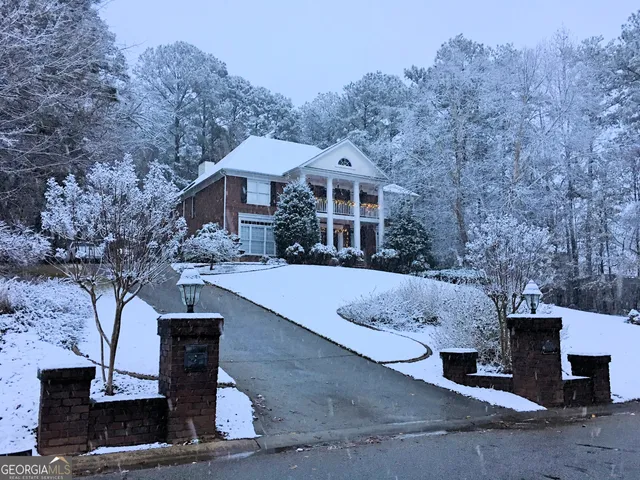 $988,000 | 300 Broadmoor Drive, Fayetteville, GA 30215