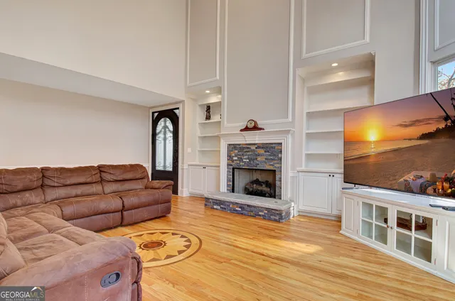 $988,000 | 300 Broadmoor Drive, Fayetteville, GA 30215