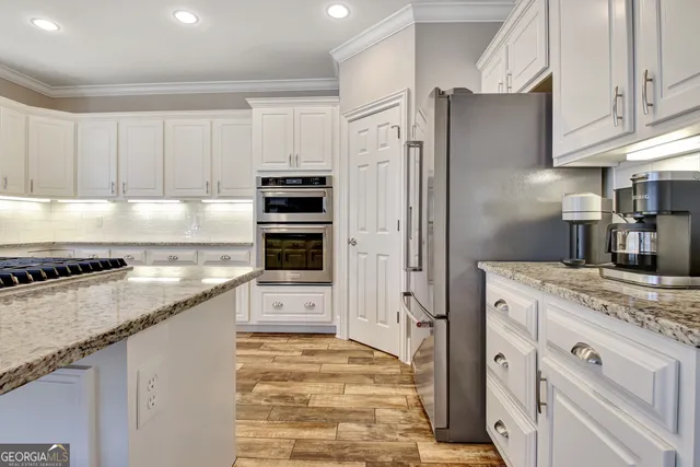 $988,000 | 300 Broadmoor Drive, Fayetteville, GA 30215