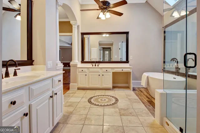 $988,000 | 300 Broadmoor Drive, Fayetteville, GA 30215