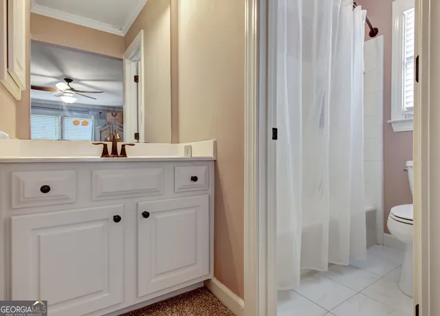 $988,000 | 300 Broadmoor Drive, Fayetteville, GA 30215