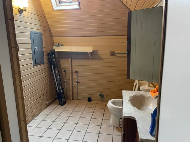 $219,900 | 224 North Howard Street, Union City, IN 47390