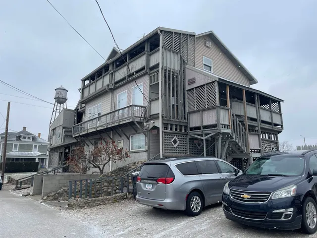 $219,900 | 224 North Howard Street, Union City, IN 47390