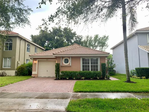$3,250 | 5115 Heron Court, Coconut Creek, FL 33073