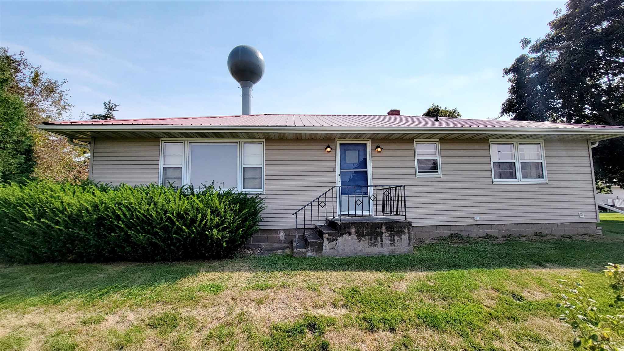333 5th Street Bennett, IA 52721 - Photo 3 of 49 Gallery Image 3