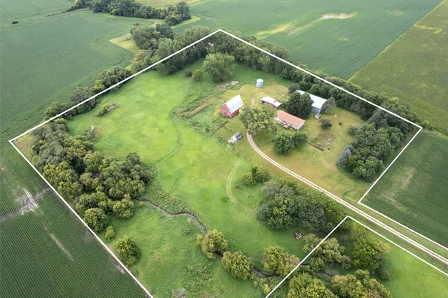 $375,000 | 1153 360th Street, Taunton, MN 56291