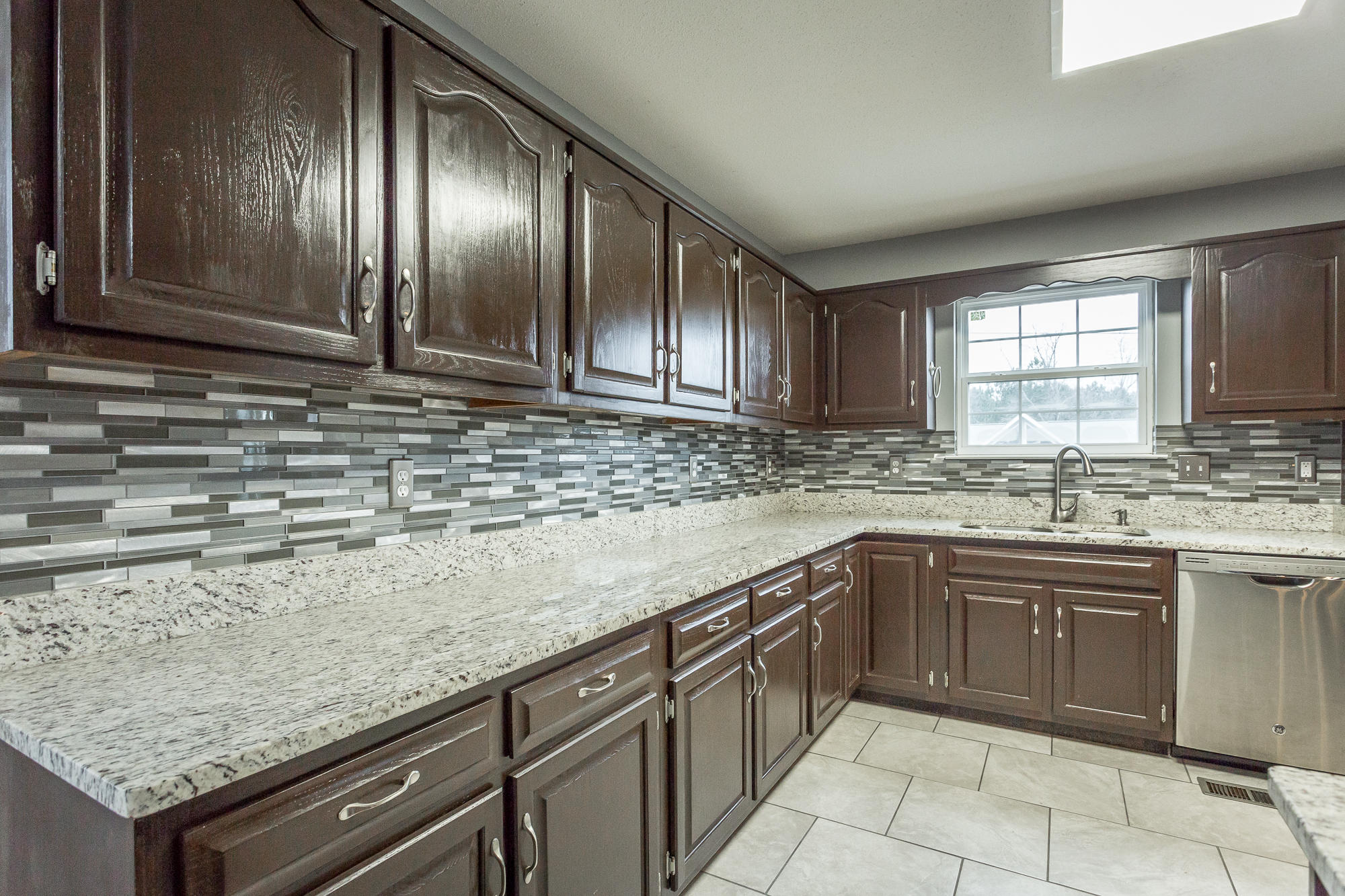 428 Misty Ridge Lane Ringgold, GA 30736 - Photo 10 of 38 428 Misty Ridge Ln. HD-9
