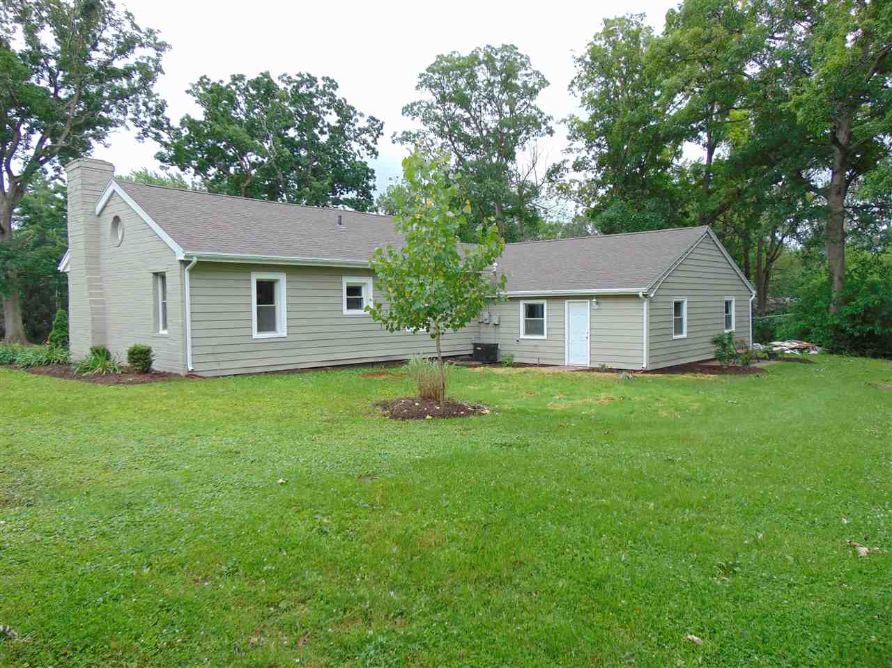 2216 Butler Road Fort Wayne, IN 46808 - Photo 4 of 16 Gallery Image 4