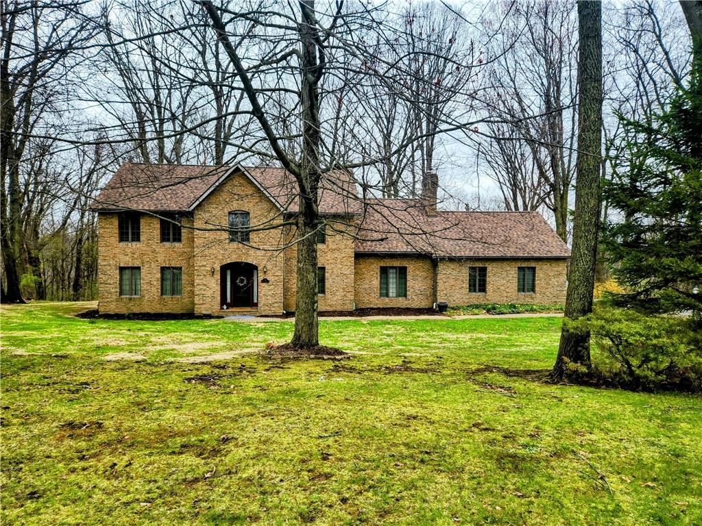 135 Cedar Ridge Butler, PA 16001 - Photo 3 of 44 Gallery Image 3
