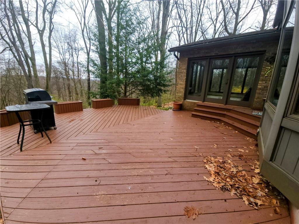 135 Cedar Ridge Butler, PA 16001 - Photo 6 of 44 Gallery Image 6