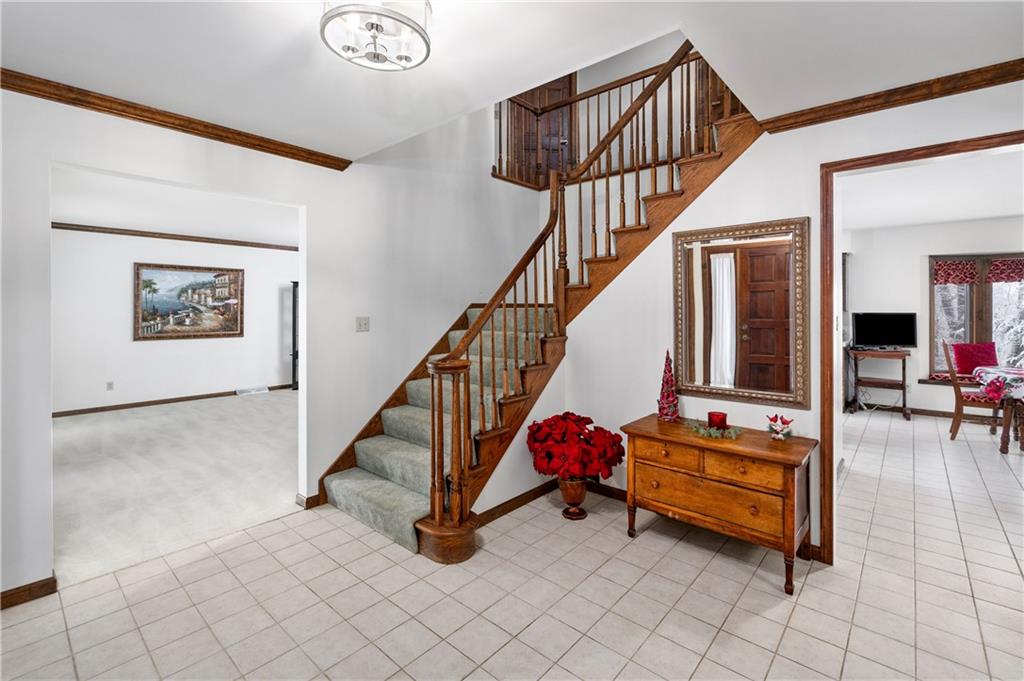 135 Cedar Ridge Butler, PA 16001 - Photo 8 of 44 Gallery Image 8