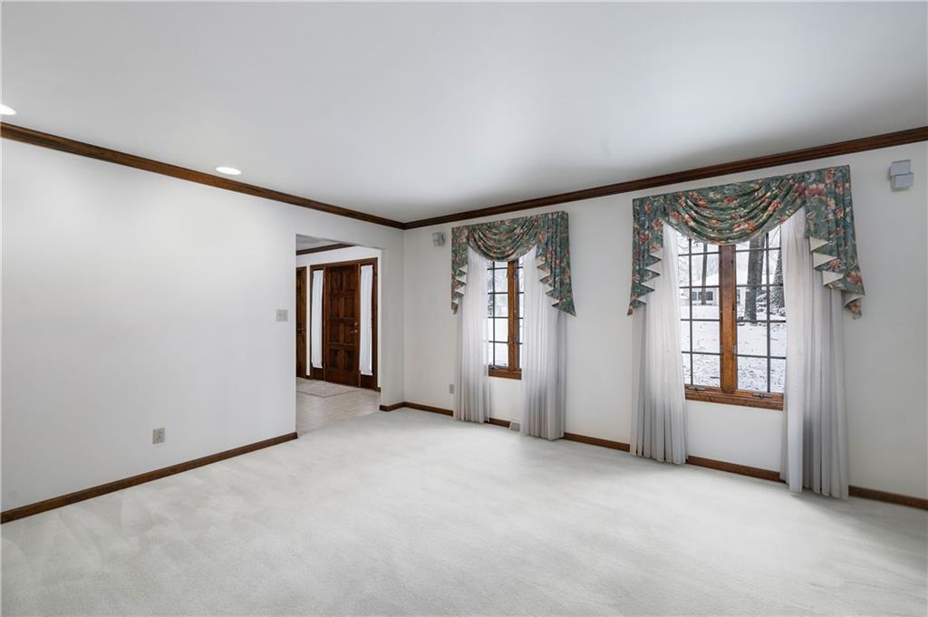 135 Cedar Ridge Butler, PA 16001 - Photo 10 of 44 Gallery Image 10